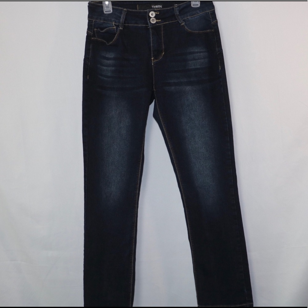 Curvy Fit ‘Thorn’ Jeans